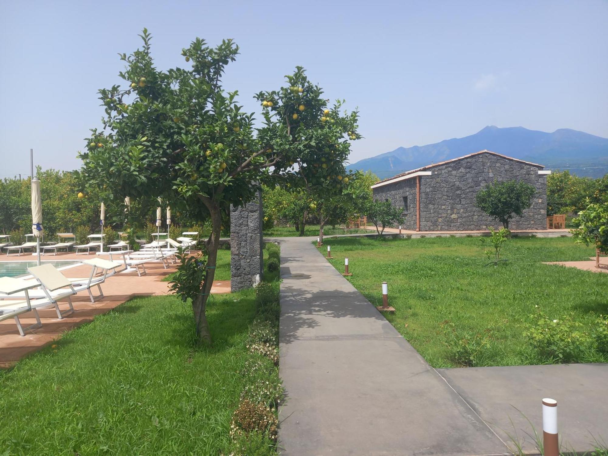 Agriturismo Lumia Resort Riposto Exteriör bild